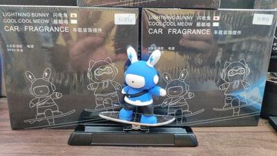 SCATING PANDA CAR PERFUME