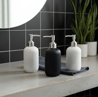 Cylindrical Liquid Soap Dispenser